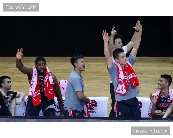 塞尔塔中路渗透战术崛起,全面提升球队整体表现与比赛执行力 塞尔塔中路渗透战术崛起,全面提升球队整体表现与比赛执行力