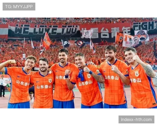 山东泰山重回巅峰进程面临挑战:球队磨合与竞争格局变化制约当前走势 山东泰山重回巅峰进程面临挑战:球队磨合与竞争格局变化制约当前走势